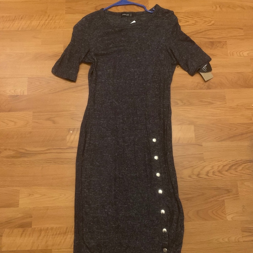 Dress - Picture 2 of 3